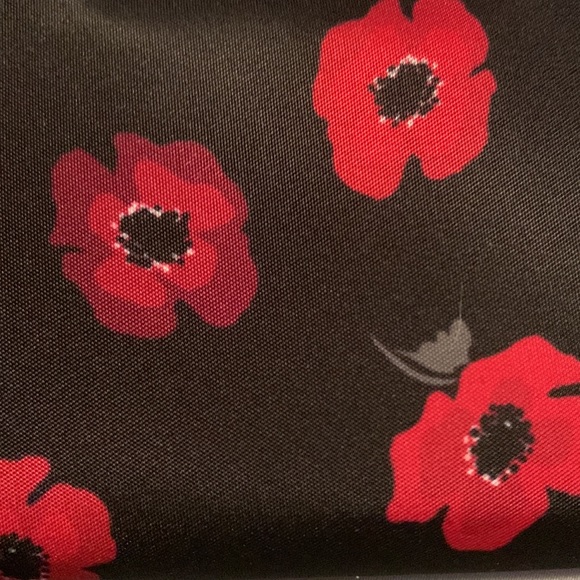 Kate Spade Black and Red Floral Wallet - Picture 8 of 8